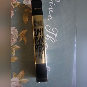 HELLOKISS 2 IN 1 INK PEN EYEBROW AND EYELINER NWT
